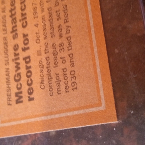 1988 Topps Mark McGwire ERROR #3 Card⚾ - Picture 11 of 17